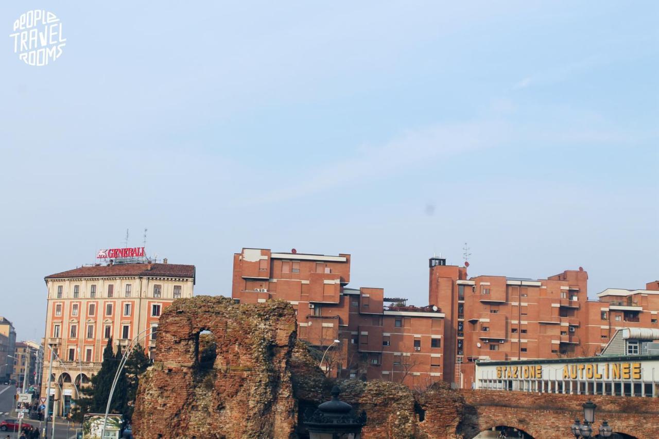 People Travel Rooms Bolonia Exterior foto